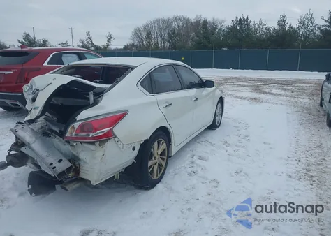 2014 Nissan Altima 2.5 S from USA, damaged, VIN 1N4AL3AP8EC138597